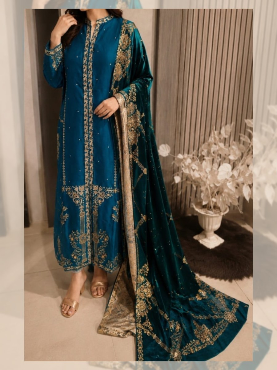 Feroza Teal Velvet Formal
